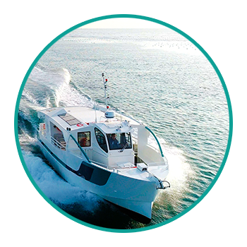 bateau cendre funéraire en mer Méditerranée
