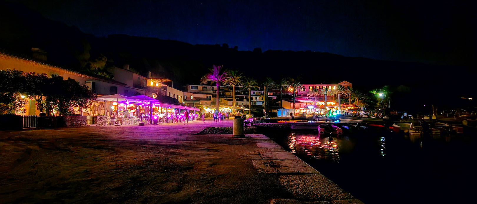 Bateau Port-Cros en soirée